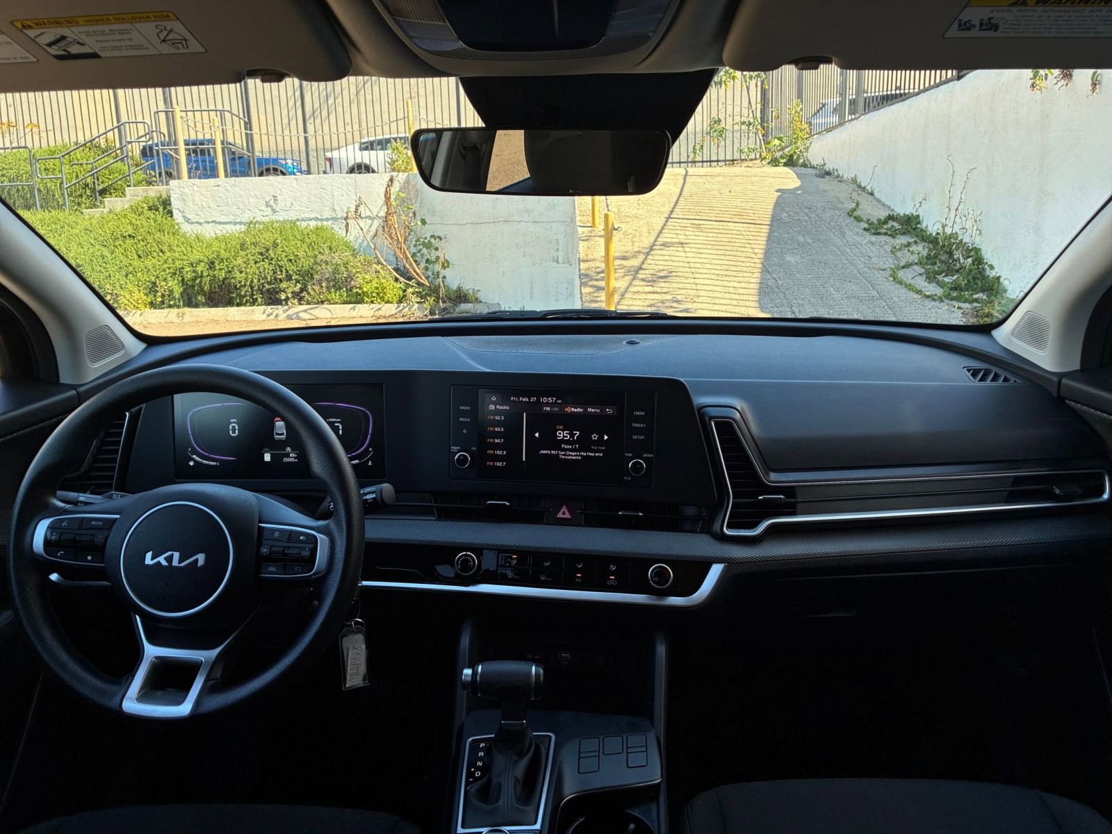 Thumbnail: 2025 Kia Sportage - 32