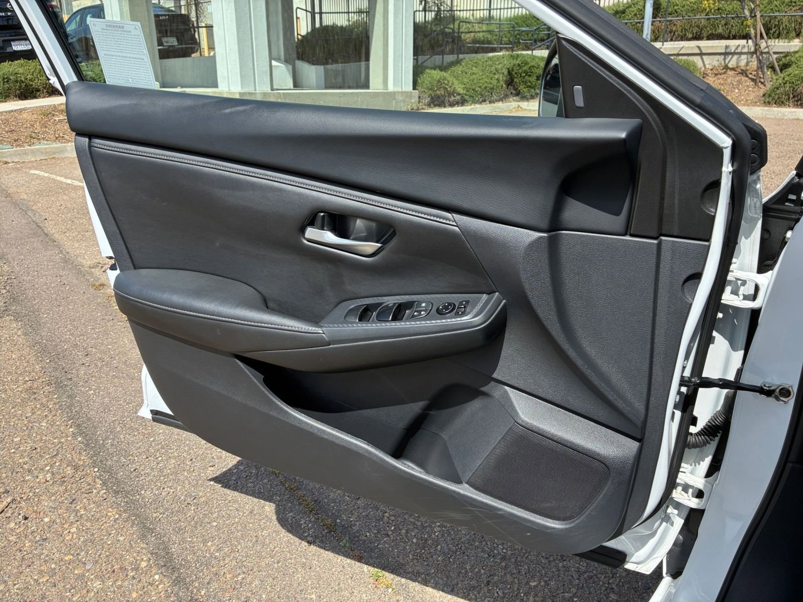 Thumbnail: 2025 Nissan Sentra - 18