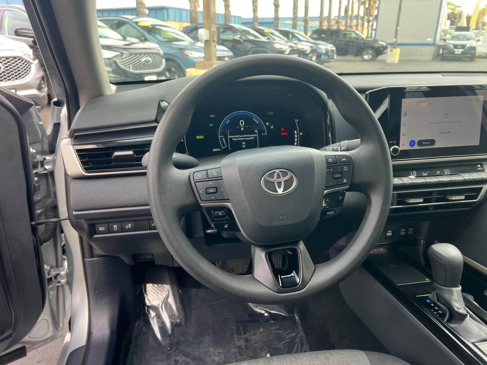 Thumbnail: 2025 Toyota Camry - 33