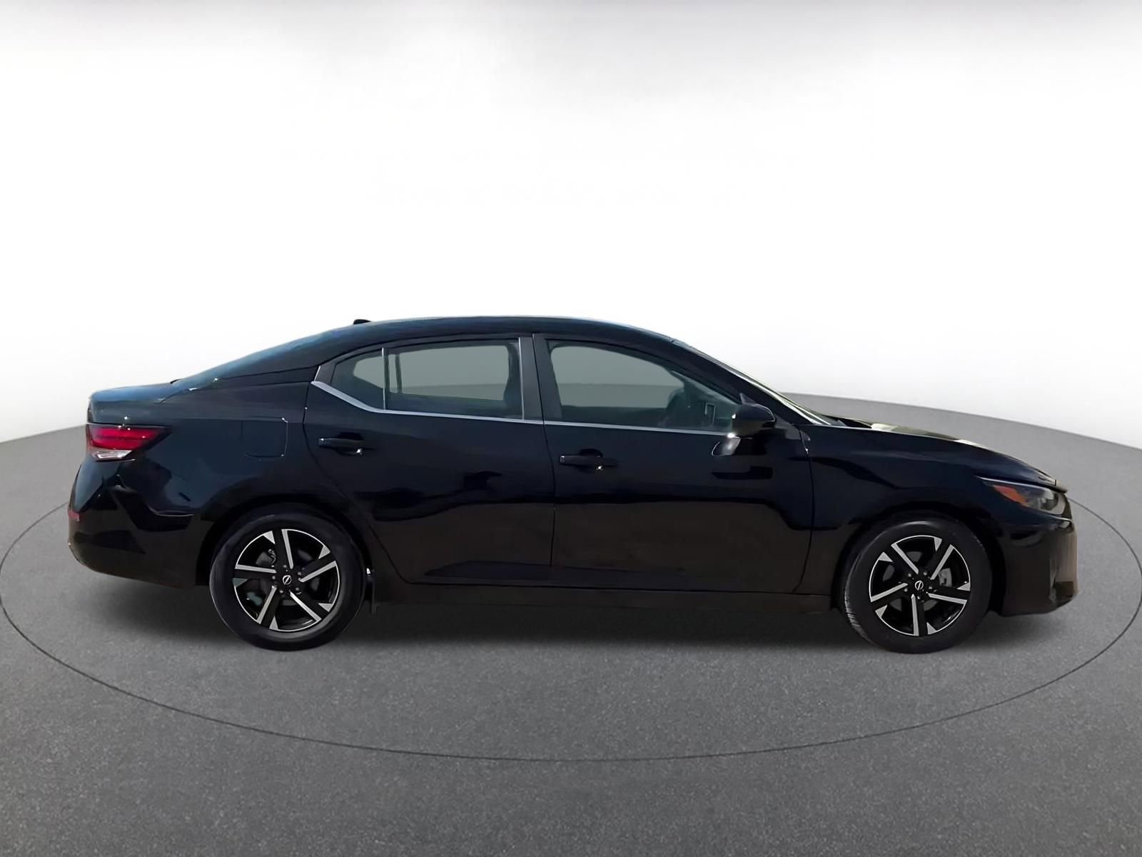 Thumbnail: 2025 Nissan Sentra - 15