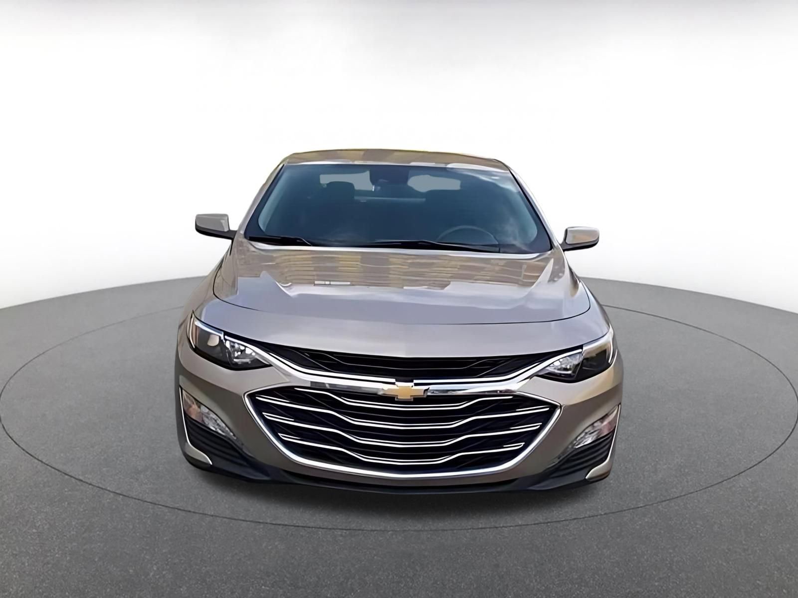 Thumbnail: 2024 Chevrolet Malibu - 4