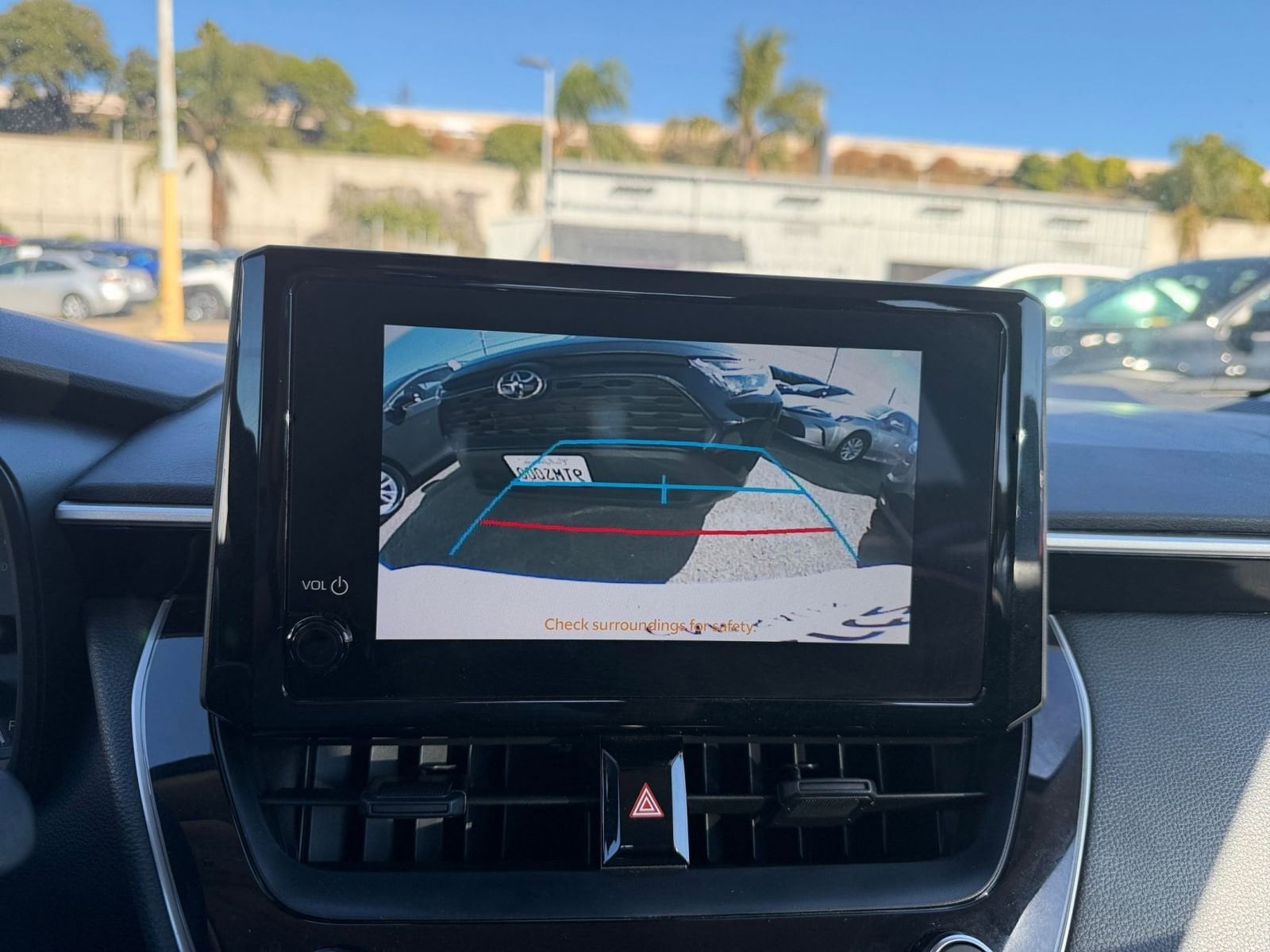 Thumbnail: 2025 Toyota Corolla - 17