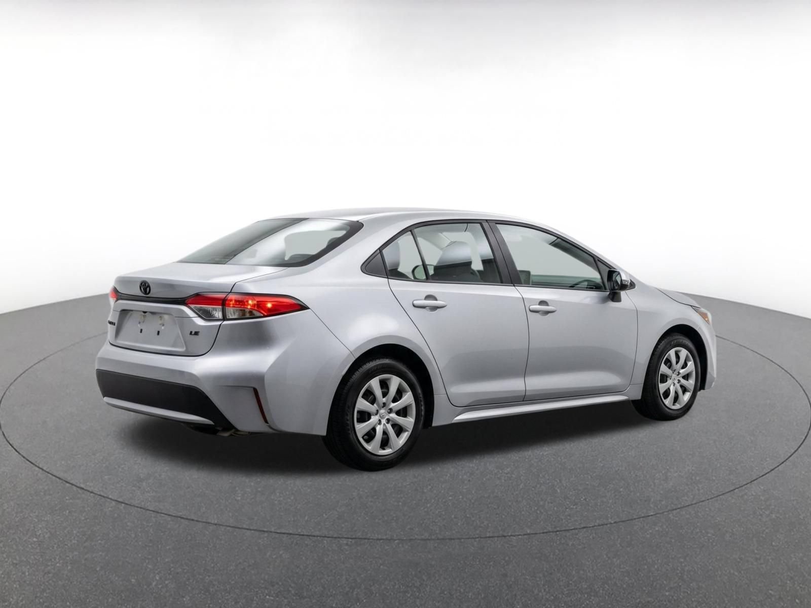Thumbnail: 2025 Toyota Corolla - 9