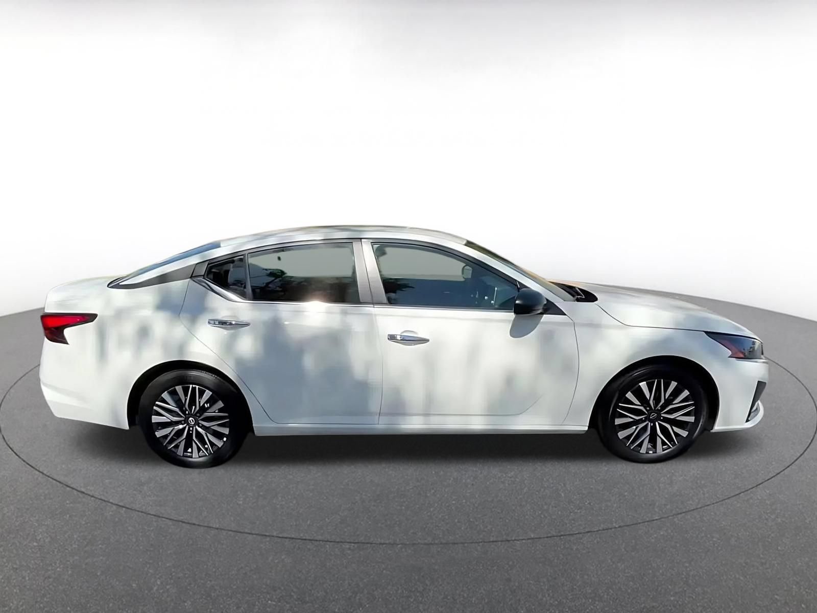 Thumbnail: 2025 Nissan Altima - 15