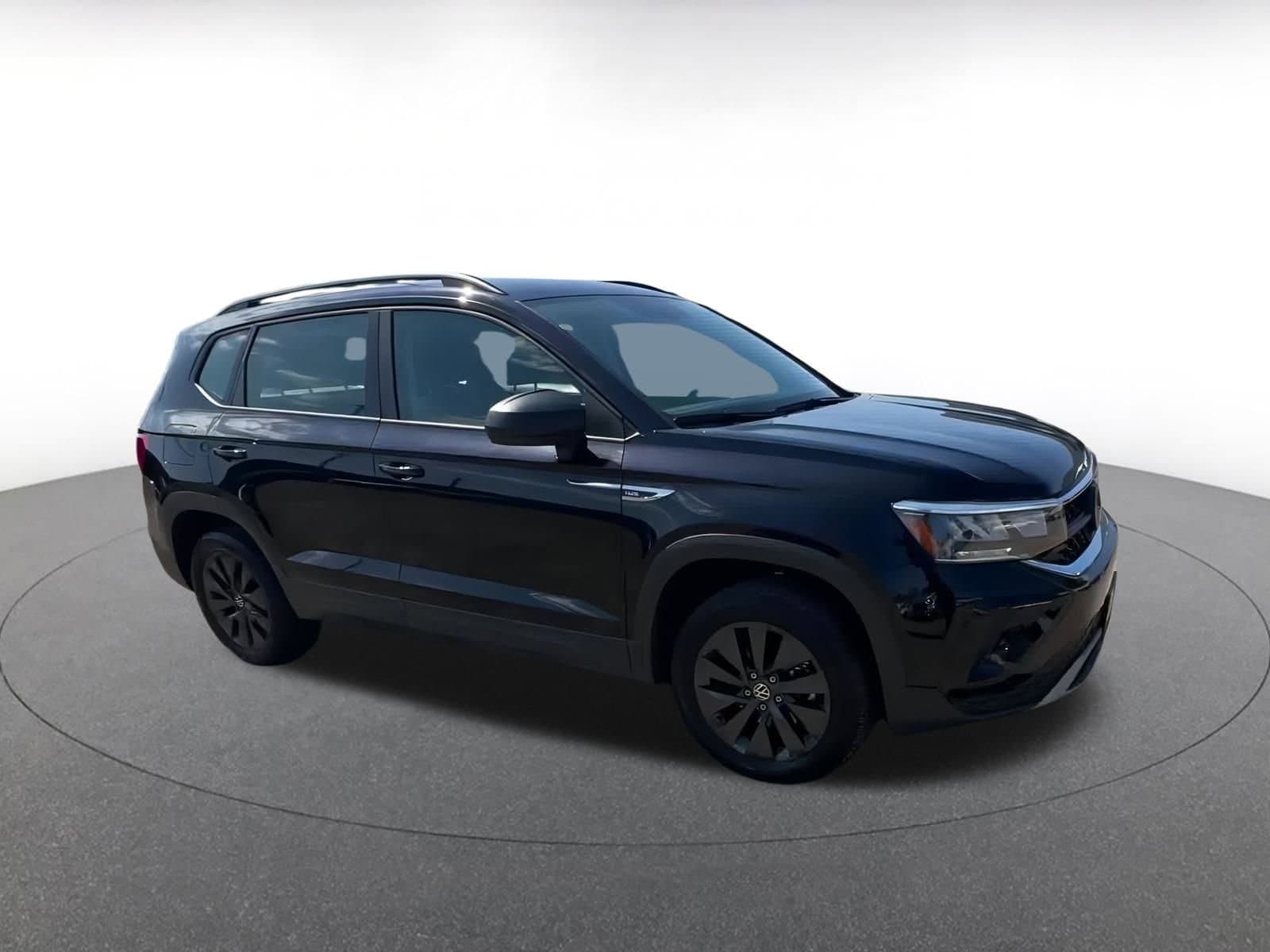 Thumbnail: 2024 Volkswagen Taos - 2