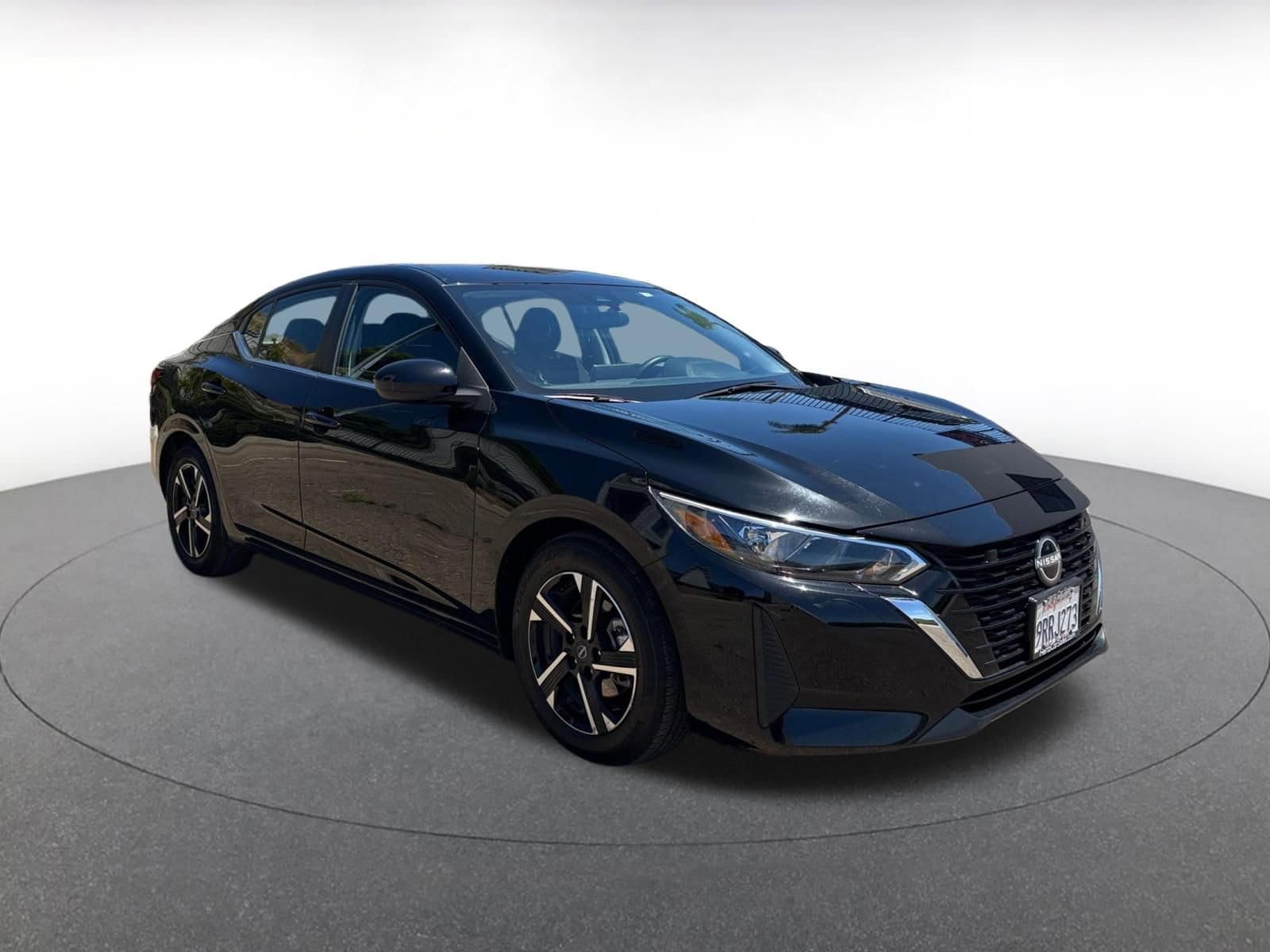 Thumbnail: 2025 Nissan Sentra - 1