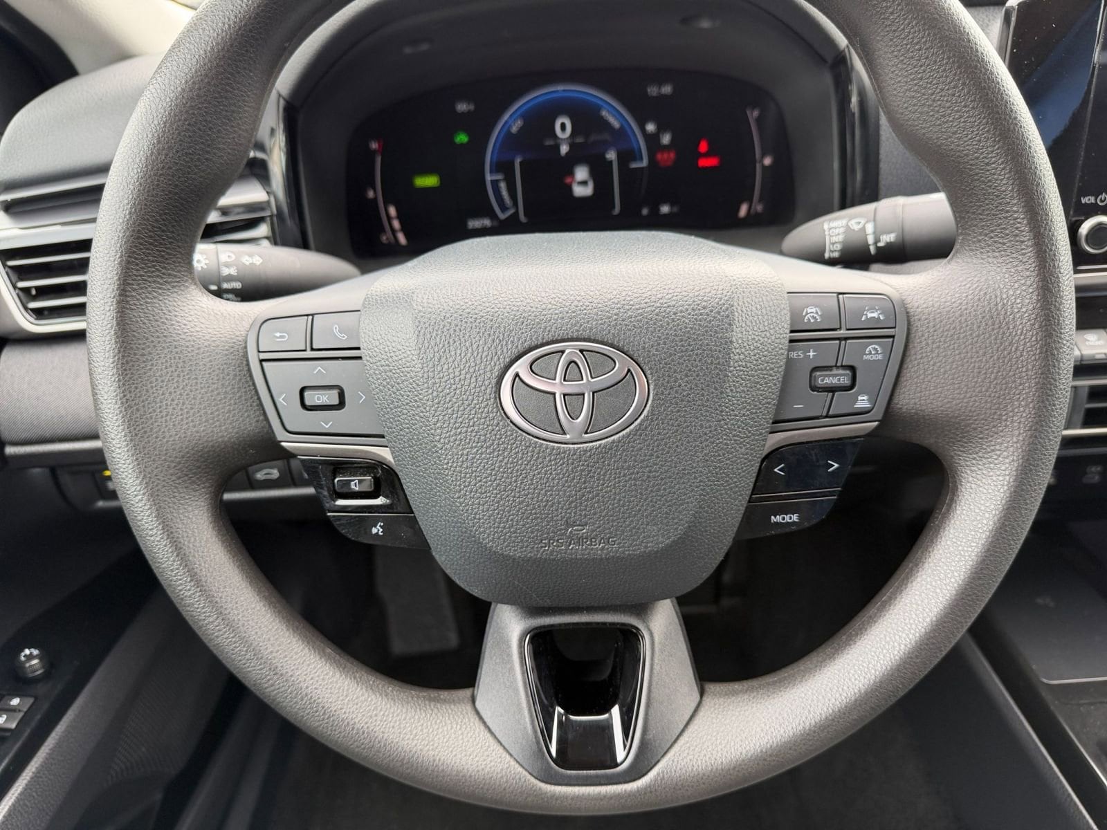 Thumbnail: 2025 Toyota Camry - 27