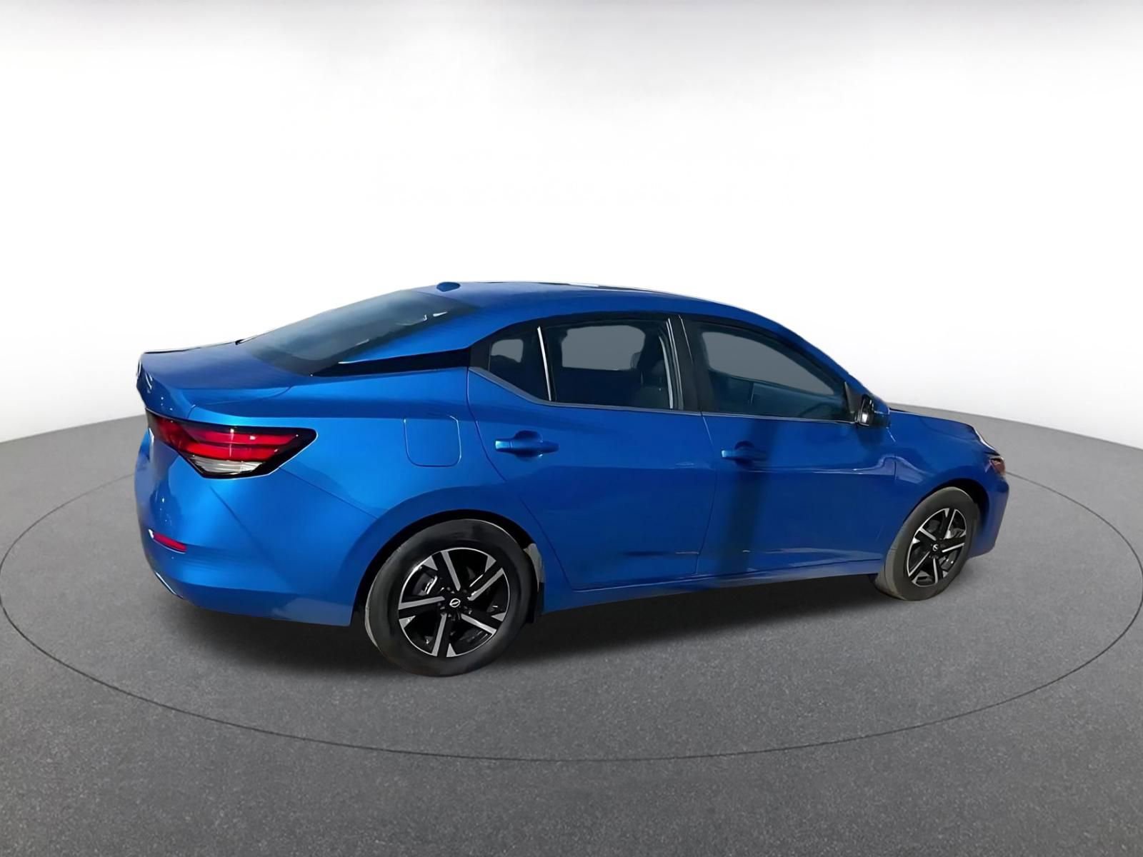 Thumbnail: 2025 Nissan Sentra - 14