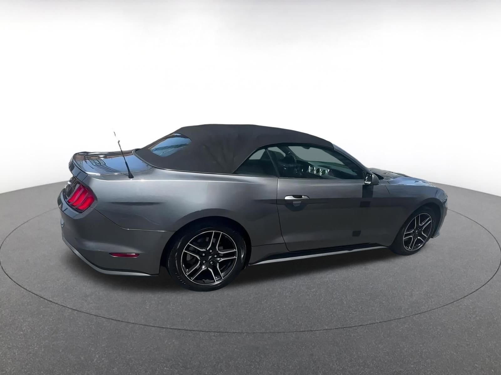 2023 Ford Mustang  15