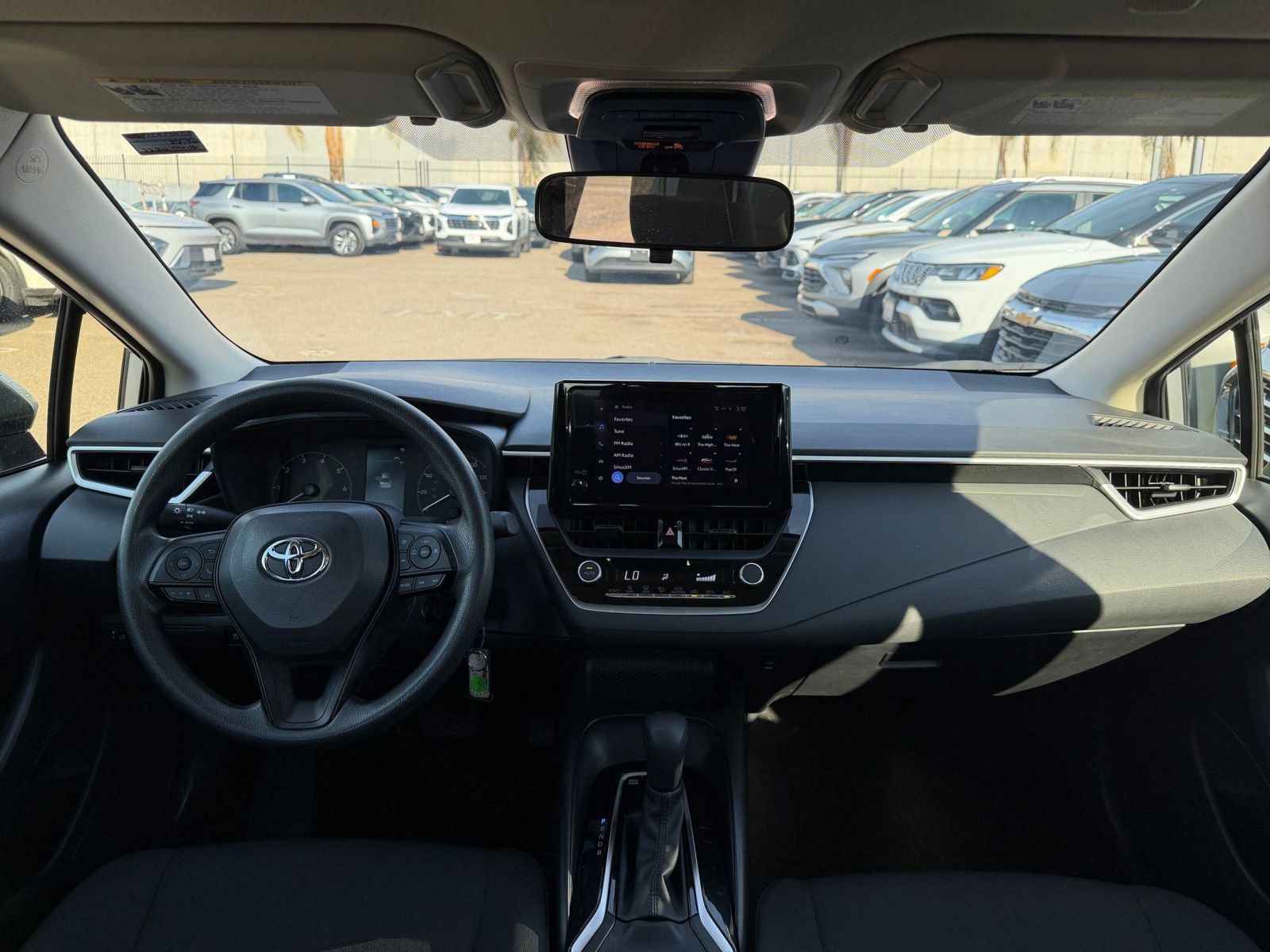 Thumbnail: 2025 Toyota Corolla - 31