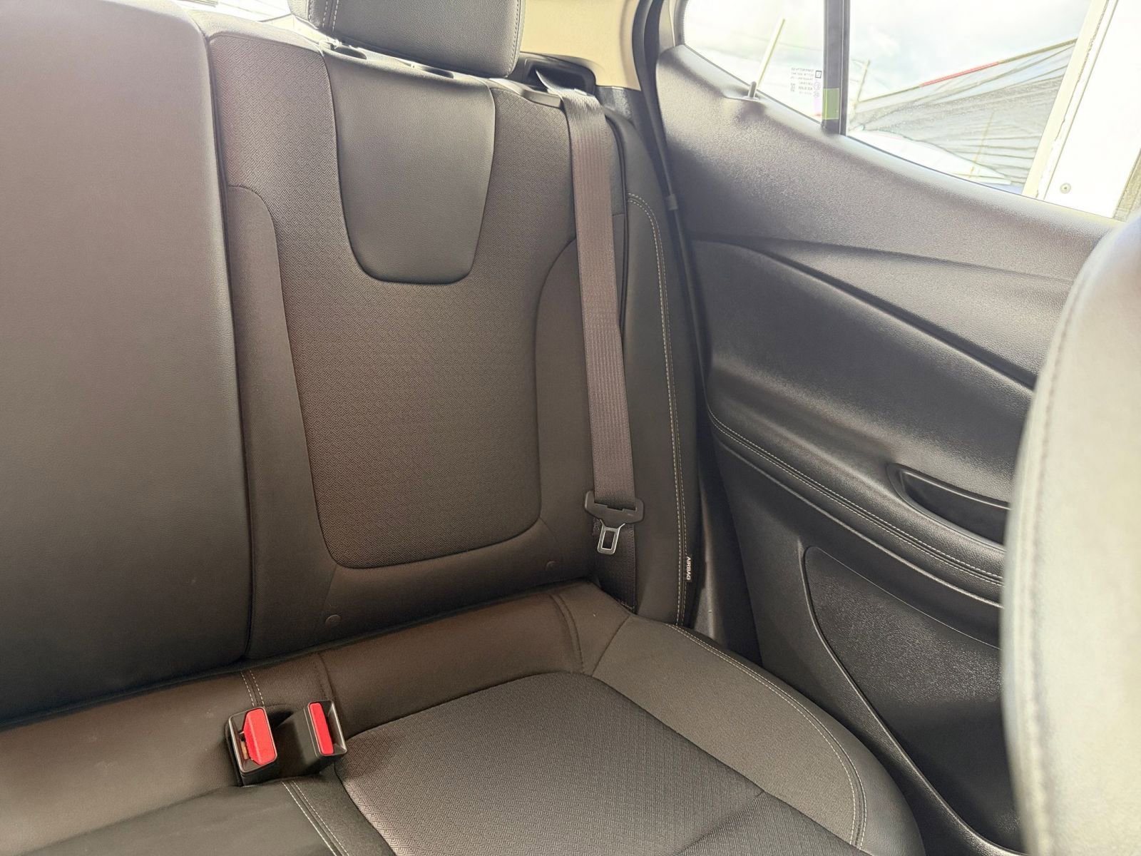 Thumbnail: 2025 Buick Encore GX - 35