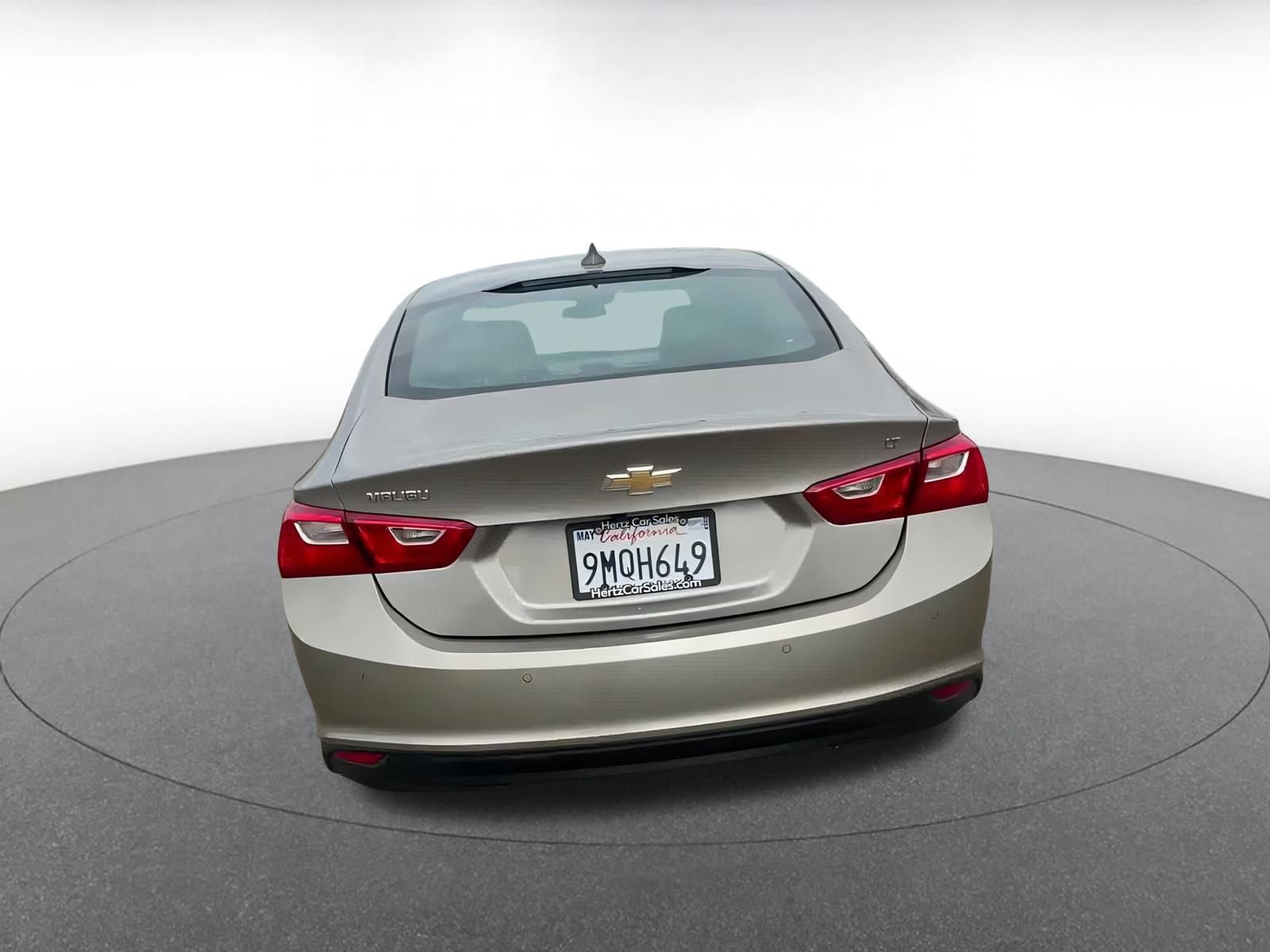 Thumbnail: 2024 Chevrolet Malibu - 12