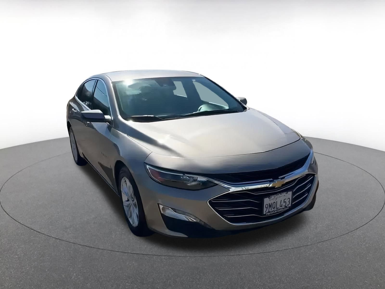 Thumbnail: 2023 Chevrolet Malibu - 3