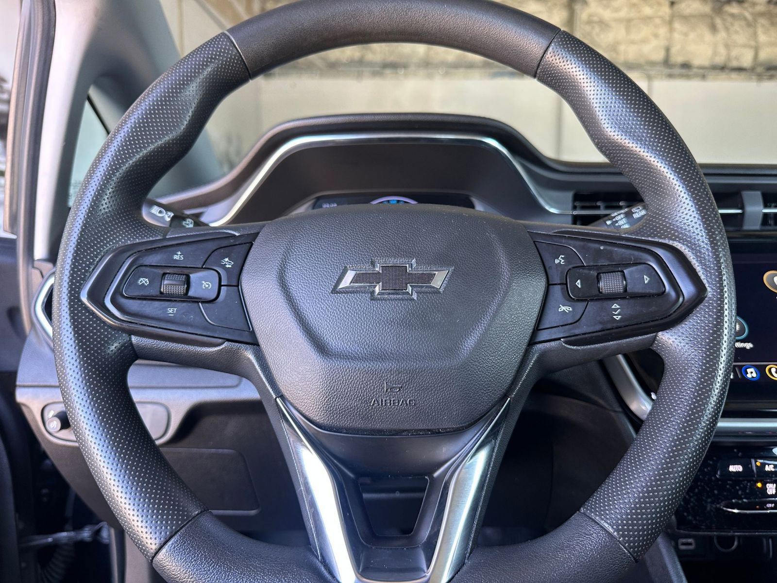 Thumbnail: 2023 Chevrolet Bolt EV - 30