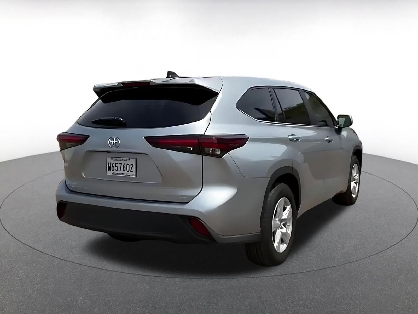 Thumbnail: 2025 Toyota Highlander - 14
