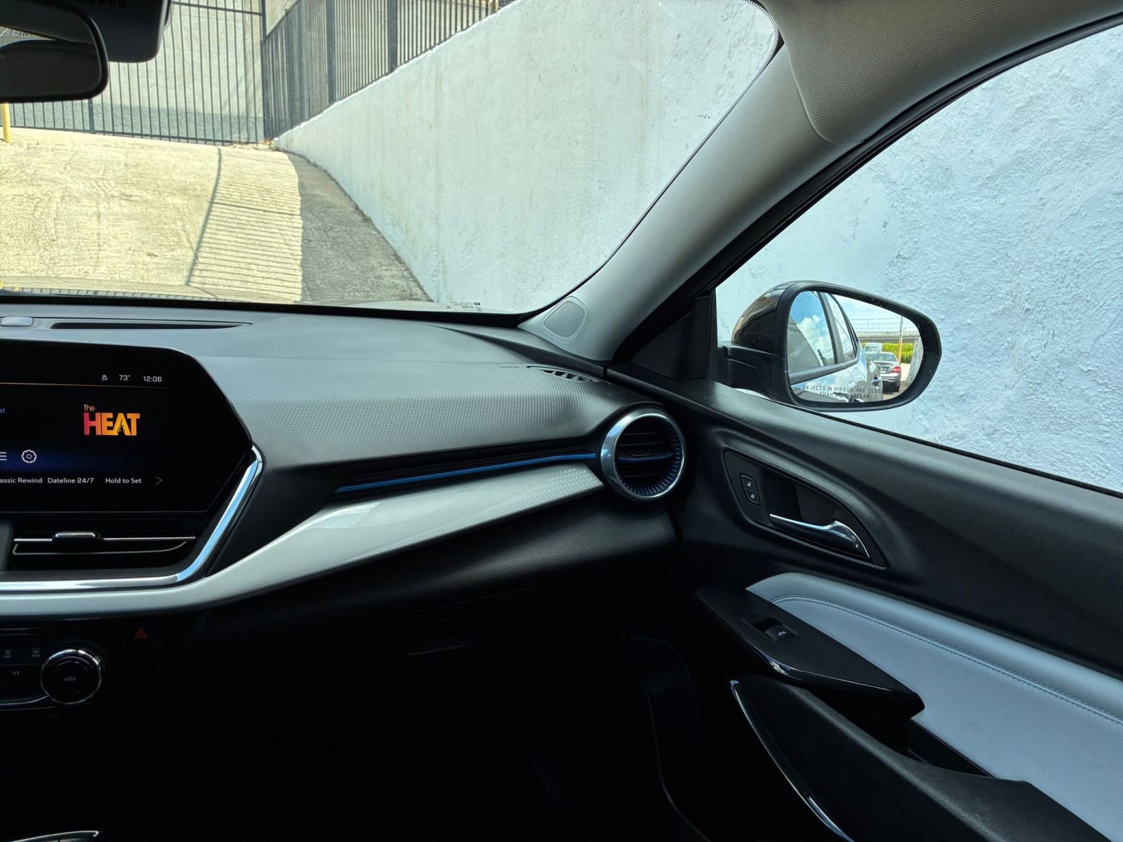 Thumbnail: 2025 Chevrolet Trax - 34
