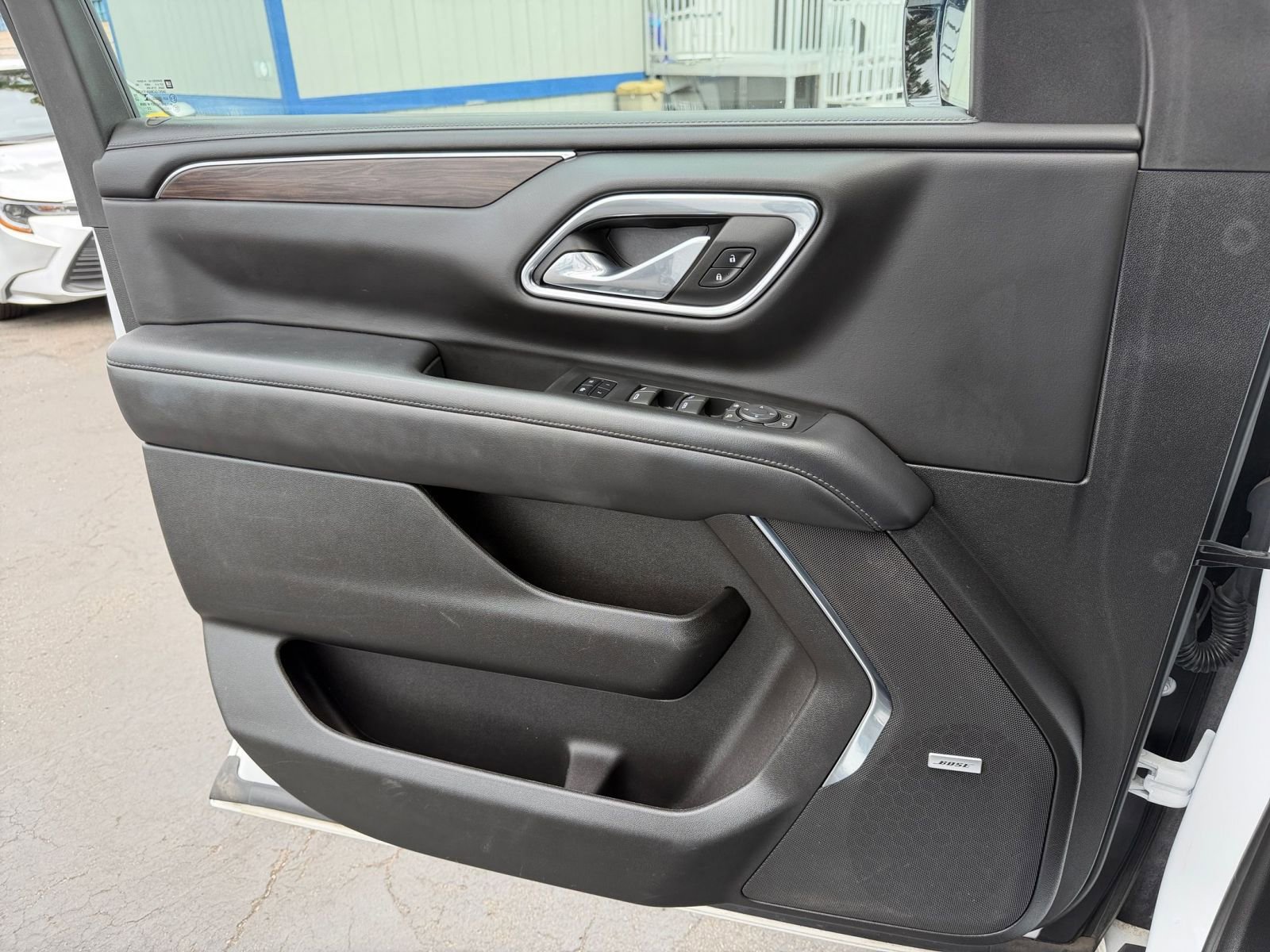 Thumbnail: 2023 Chevrolet Tahoe - 18