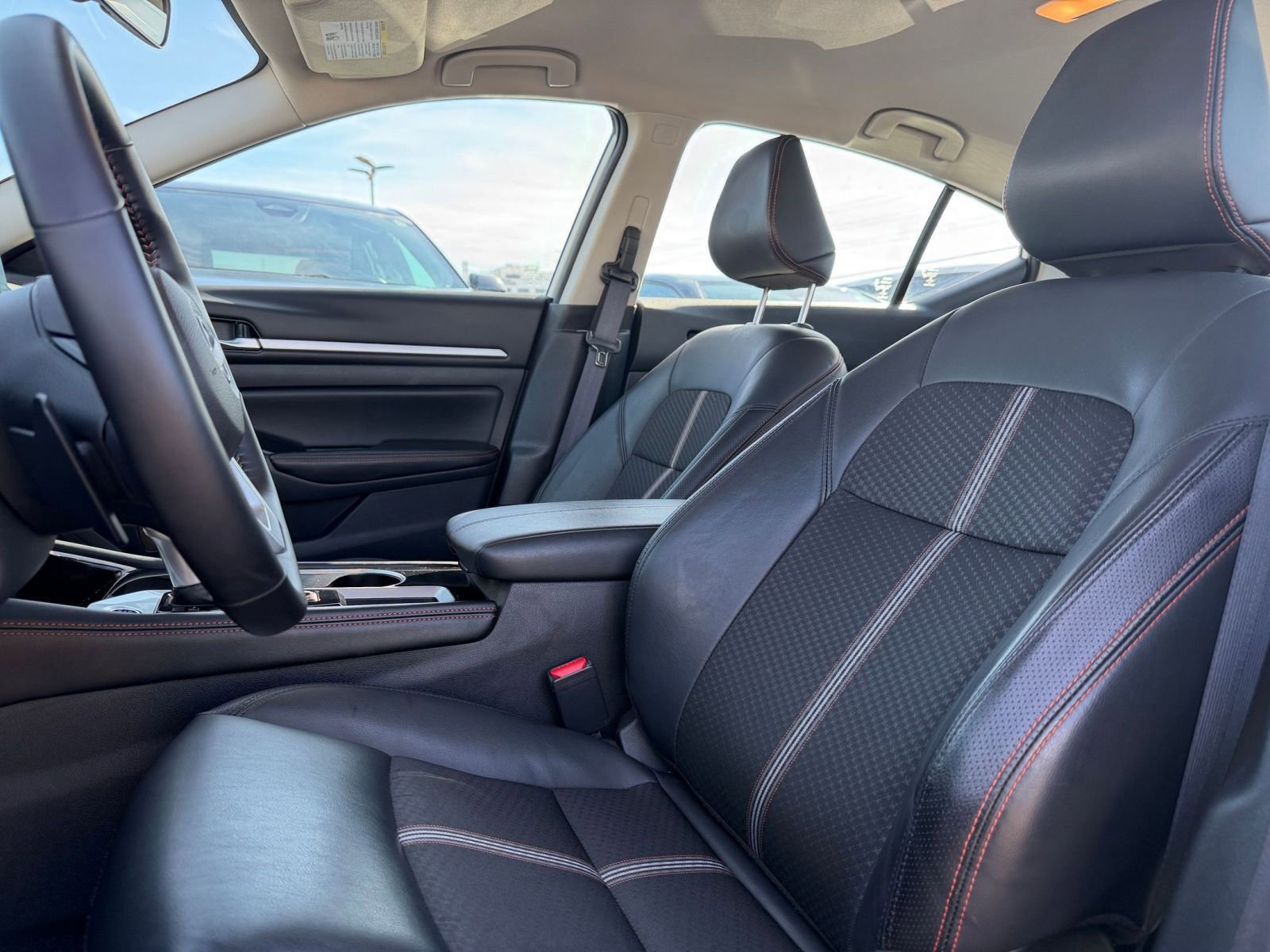 Thumbnail: 2025 Nissan Altima - 25