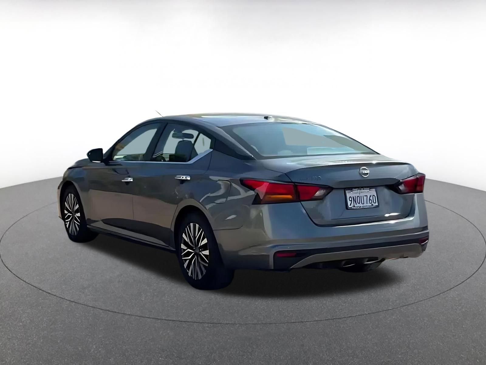 Thumbnail: 2025 Nissan Altima - 11