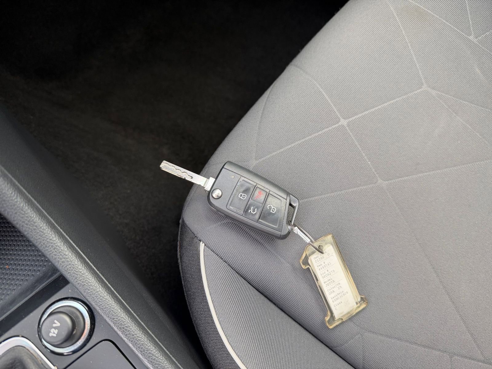 Thumbnail: 2025 Volkswagen Jetta - 22