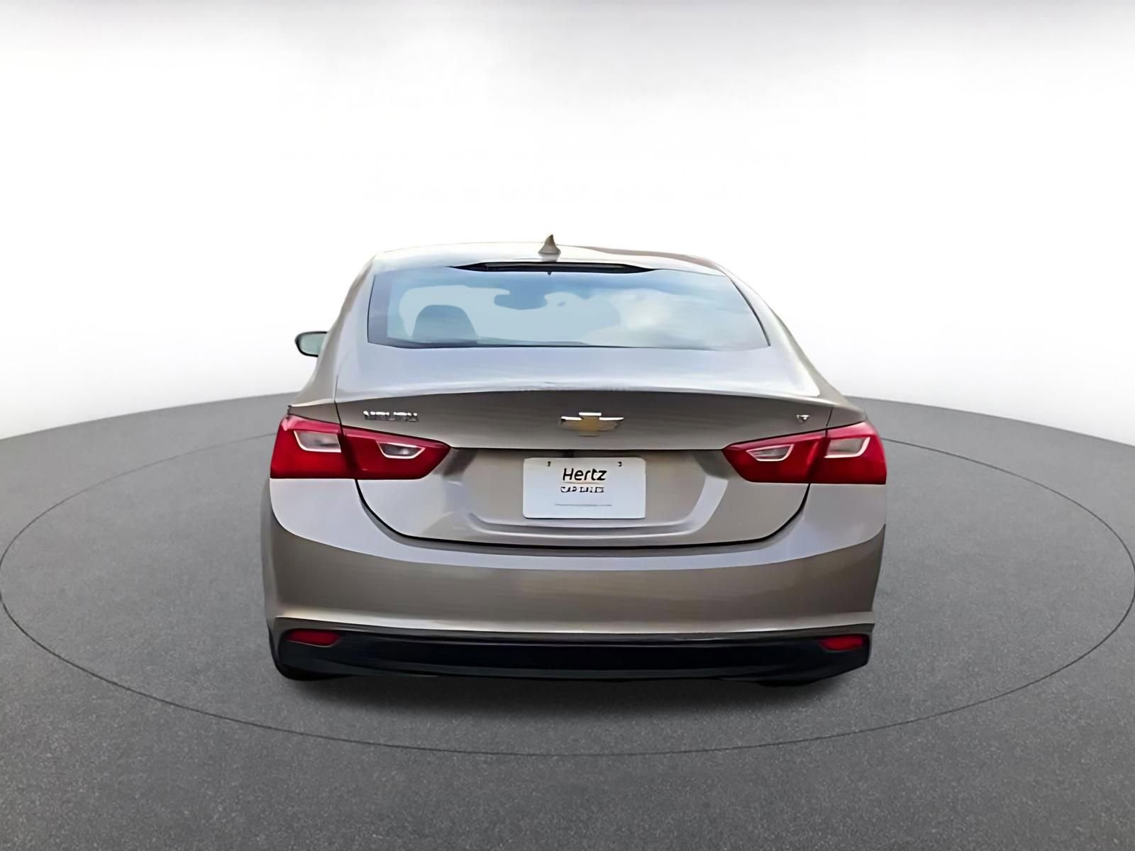 Thumbnail: 2024 Chevrolet Malibu - 12