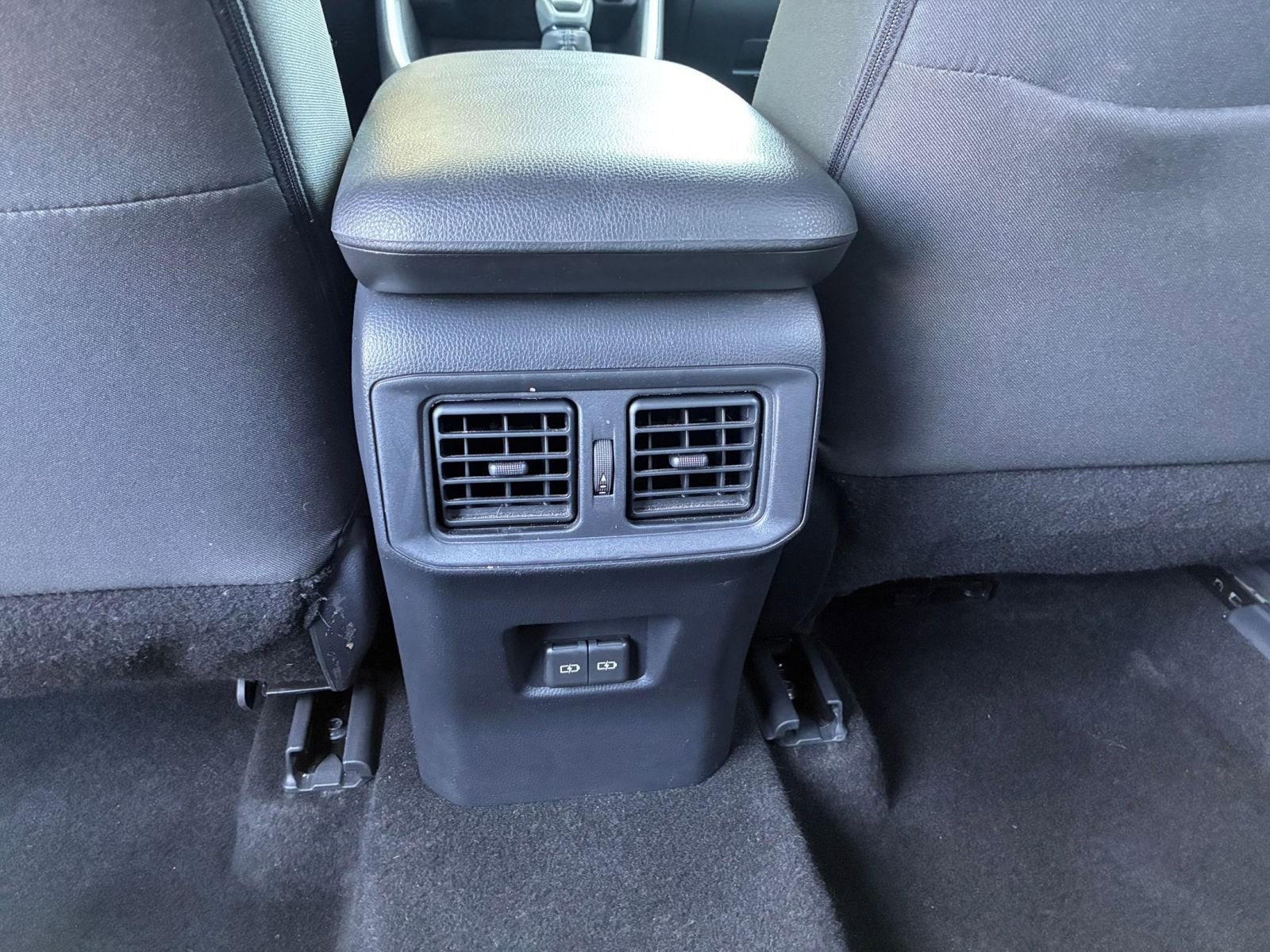 Thumbnail: 2025 Toyota RAV4 - 24