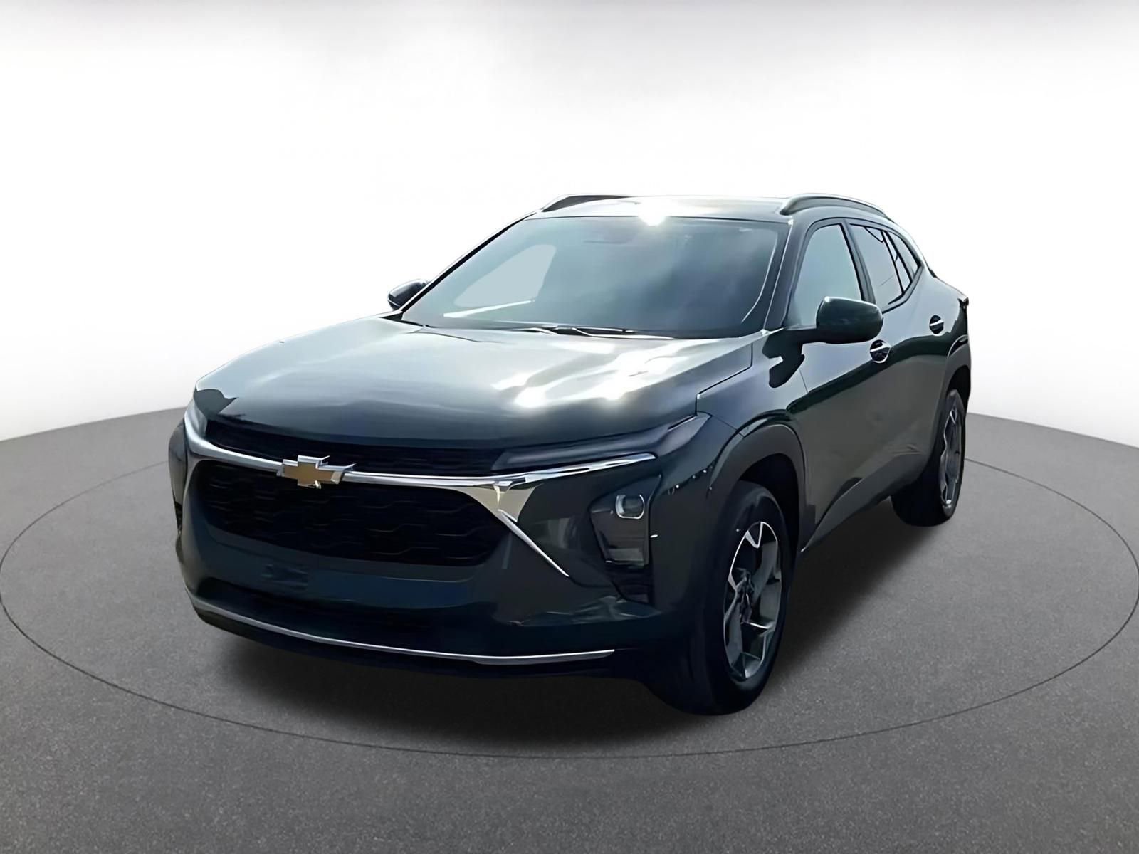 Thumbnail: 2025 Chevrolet Trax - 4