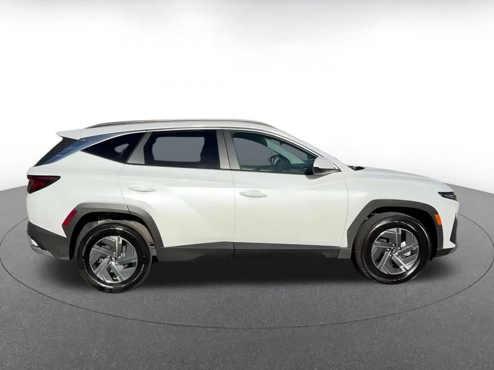 Thumbnail: 2025 Hyundai Tucson - 15