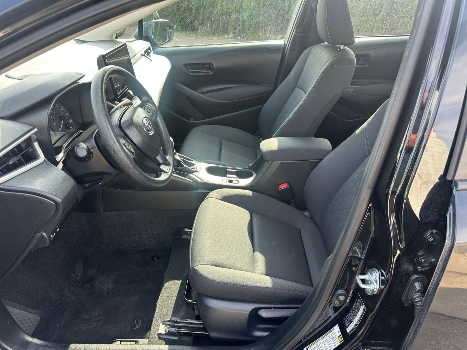 Thumbnail: 2025 Toyota Corolla - 24