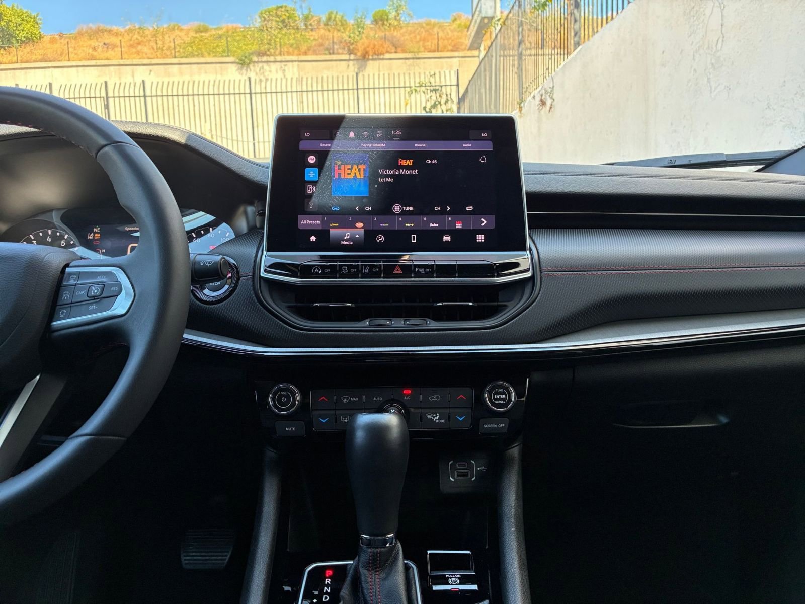 Thumbnail: 2025 Jeep Compass - 17