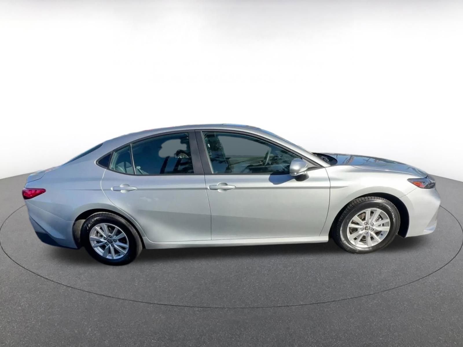 Thumbnail: 2025 Toyota Camry - 16