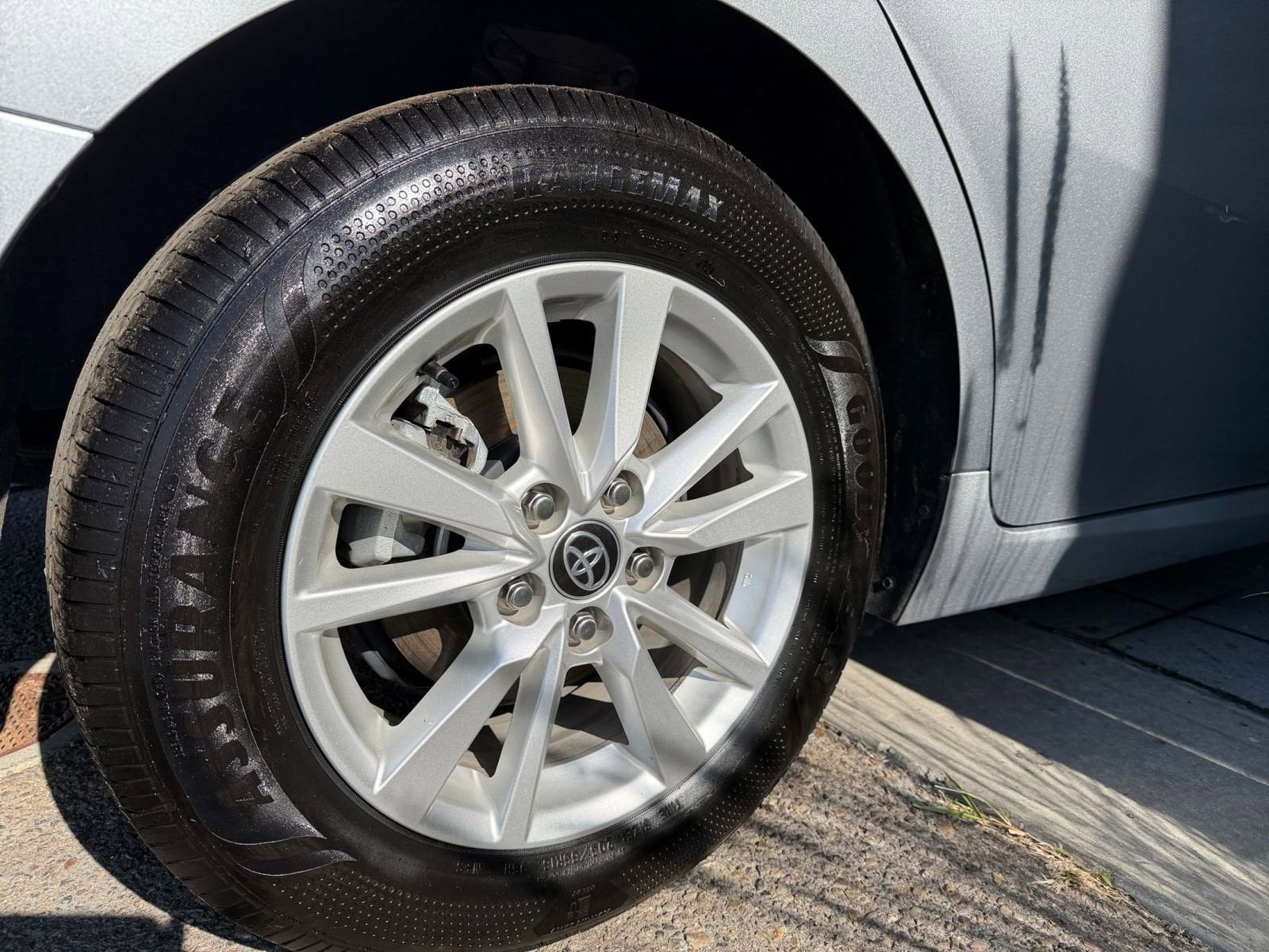 Thumbnail: 2025 Toyota Camry - 29