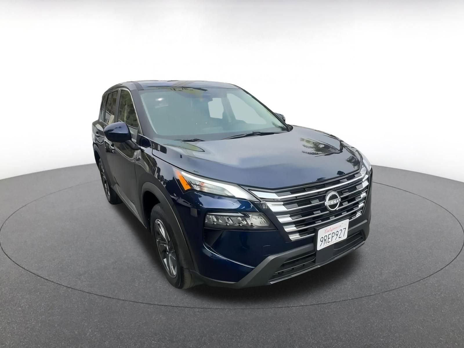 Thumbnail: 2025 Nissan Rogue - 3