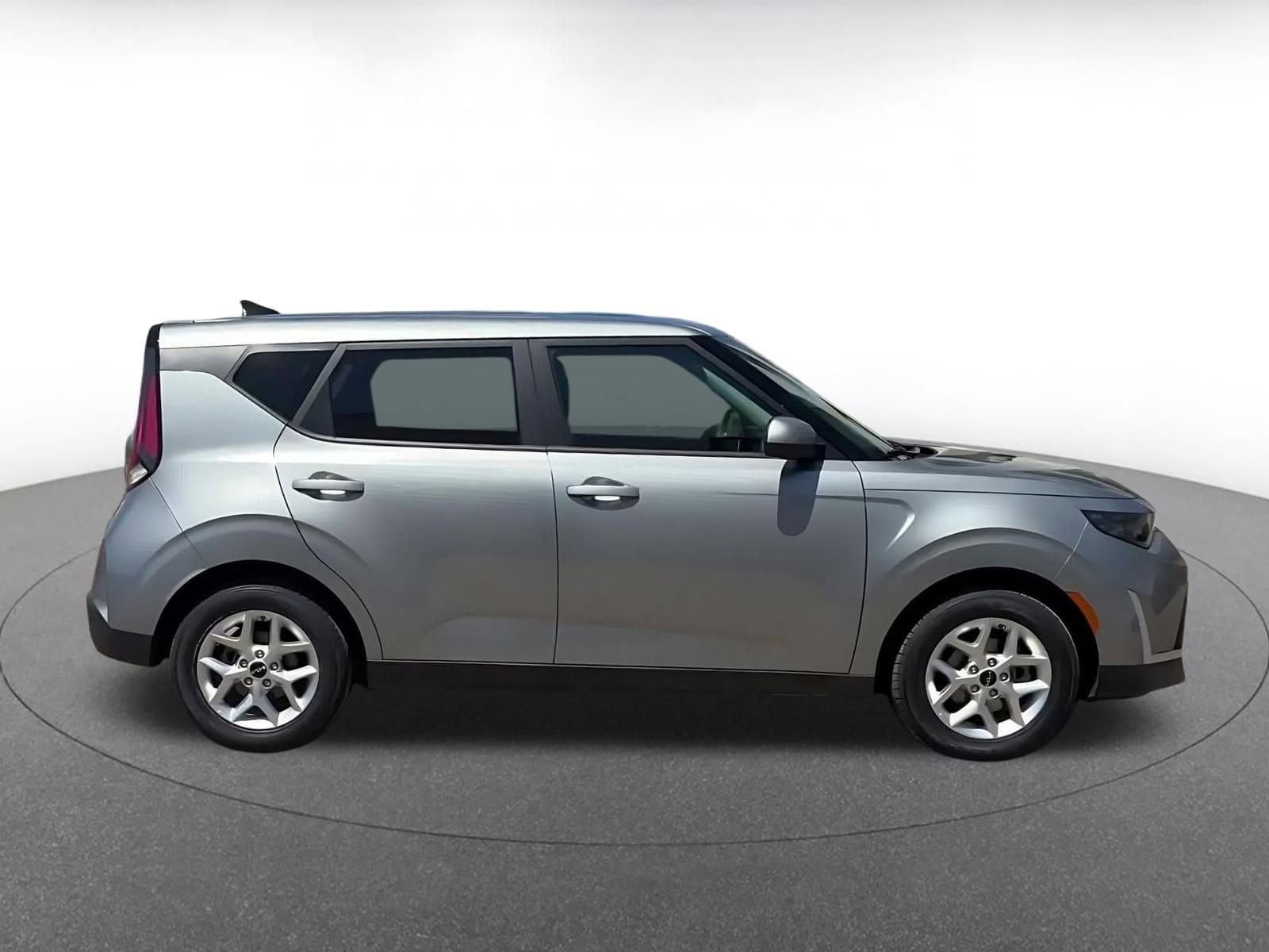 Thumbnail: 2025 Kia Soul - 16