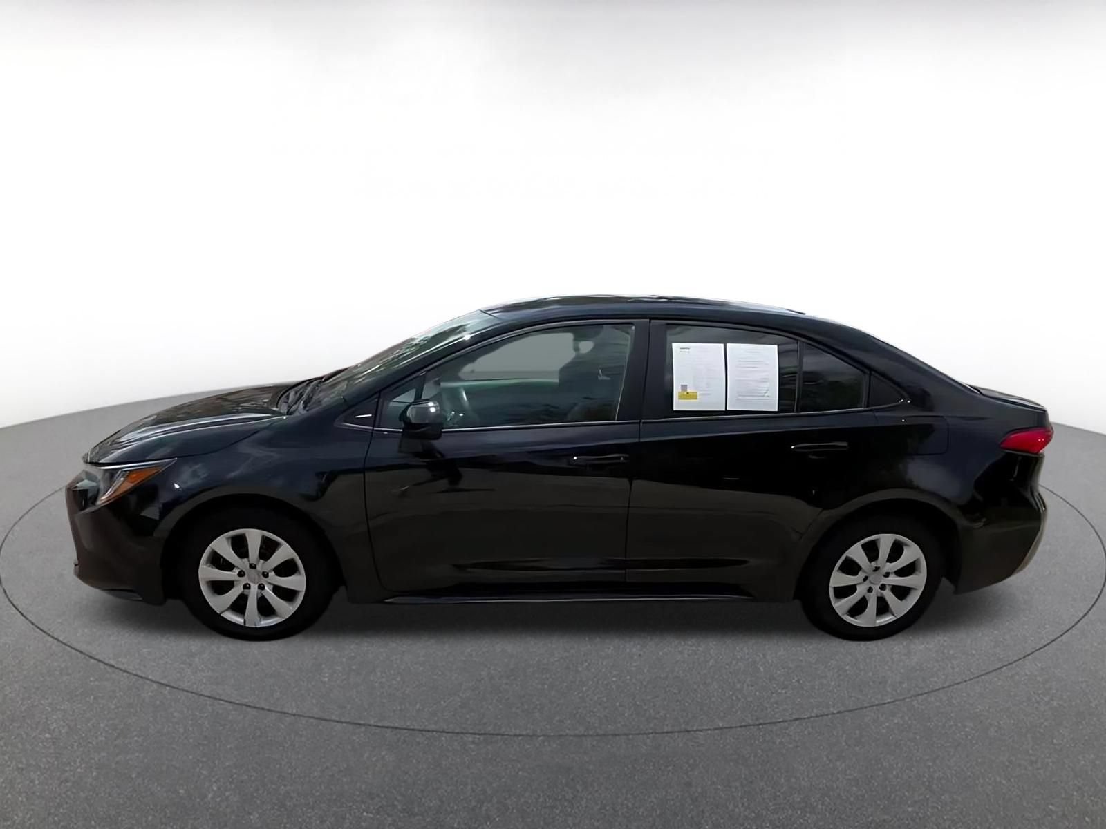 Thumbnail: 2025 Toyota Corolla - 9