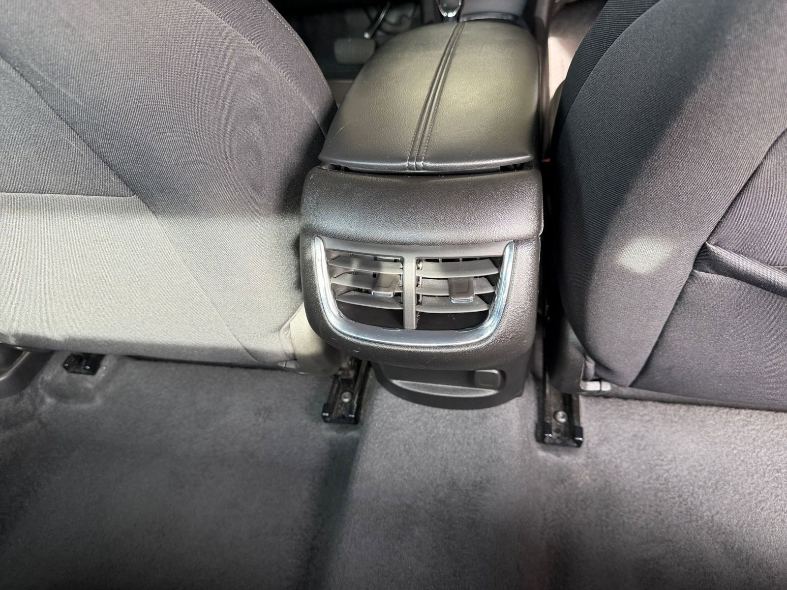 Thumbnail: 2023 Chevrolet Malibu - 24