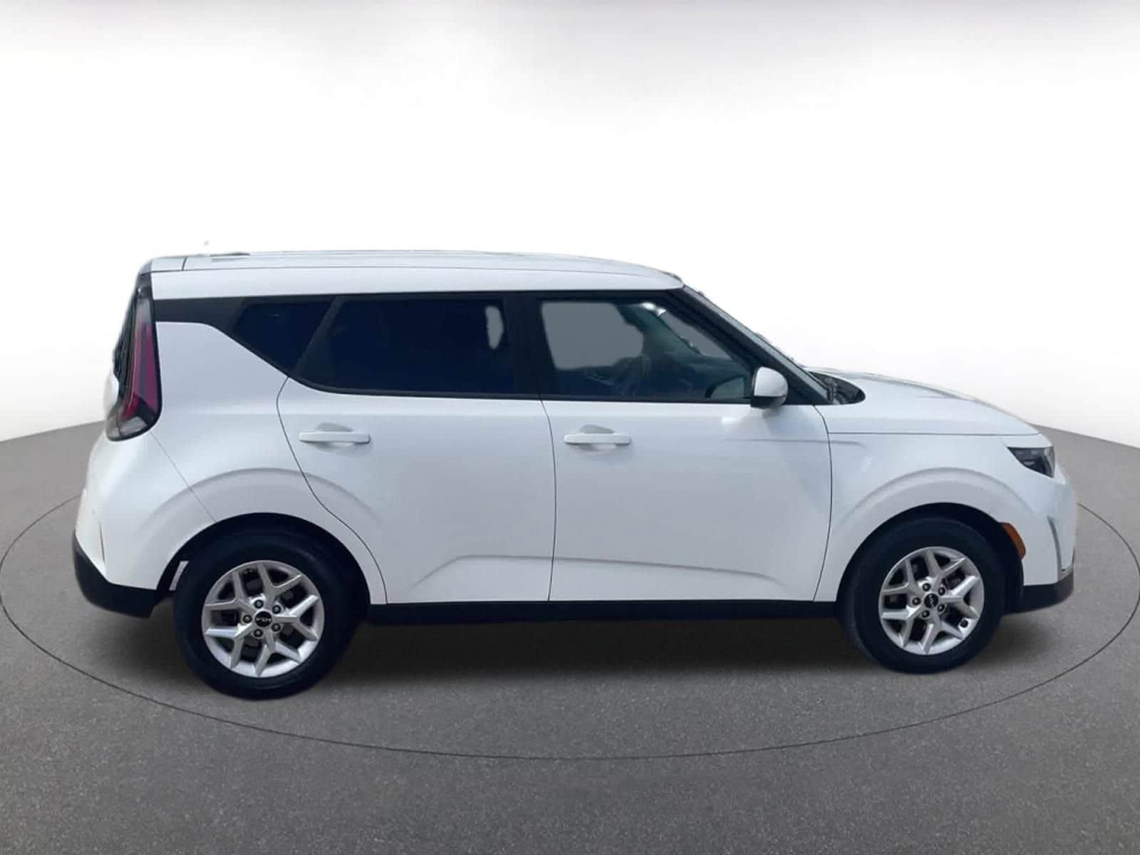 Thumbnail: 2024 Kia Soul - 16