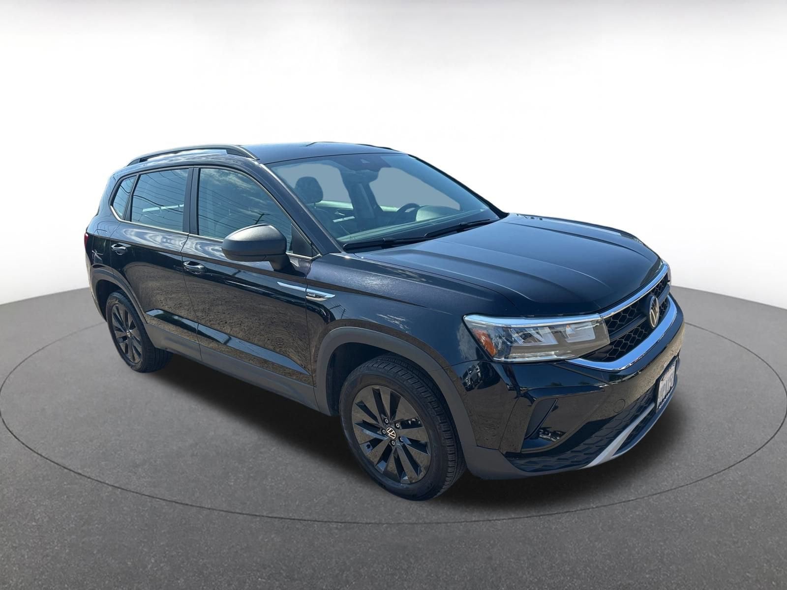 Thumbnail: 2024 Volkswagen Taos - 1