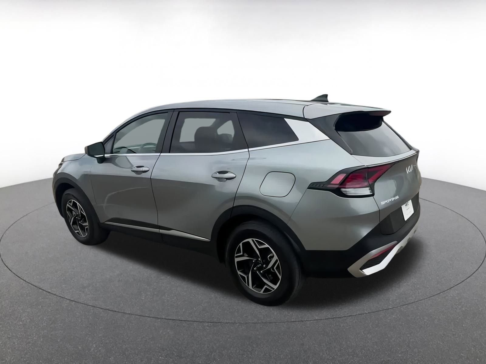 Thumbnail: 2024 Kia Sportage - 10
