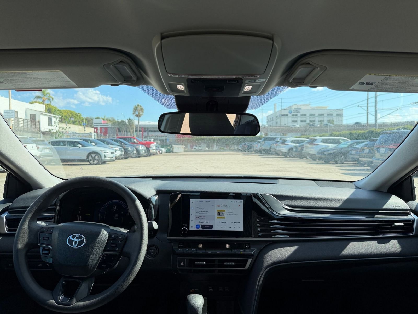 Thumbnail: 2025 Toyota Camry - 32