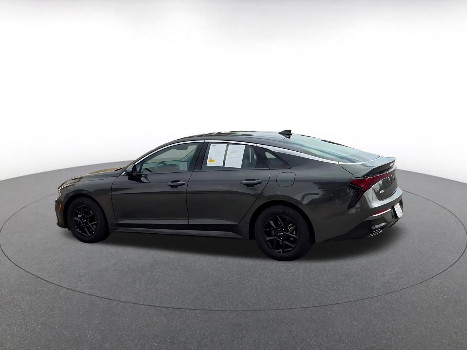 Thumbnail: 2025 Kia K5 - 10