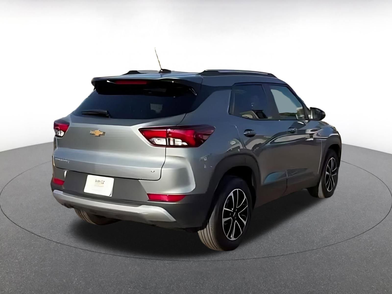 Thumbnail: 2025 Chevrolet TrailBlazer - 15