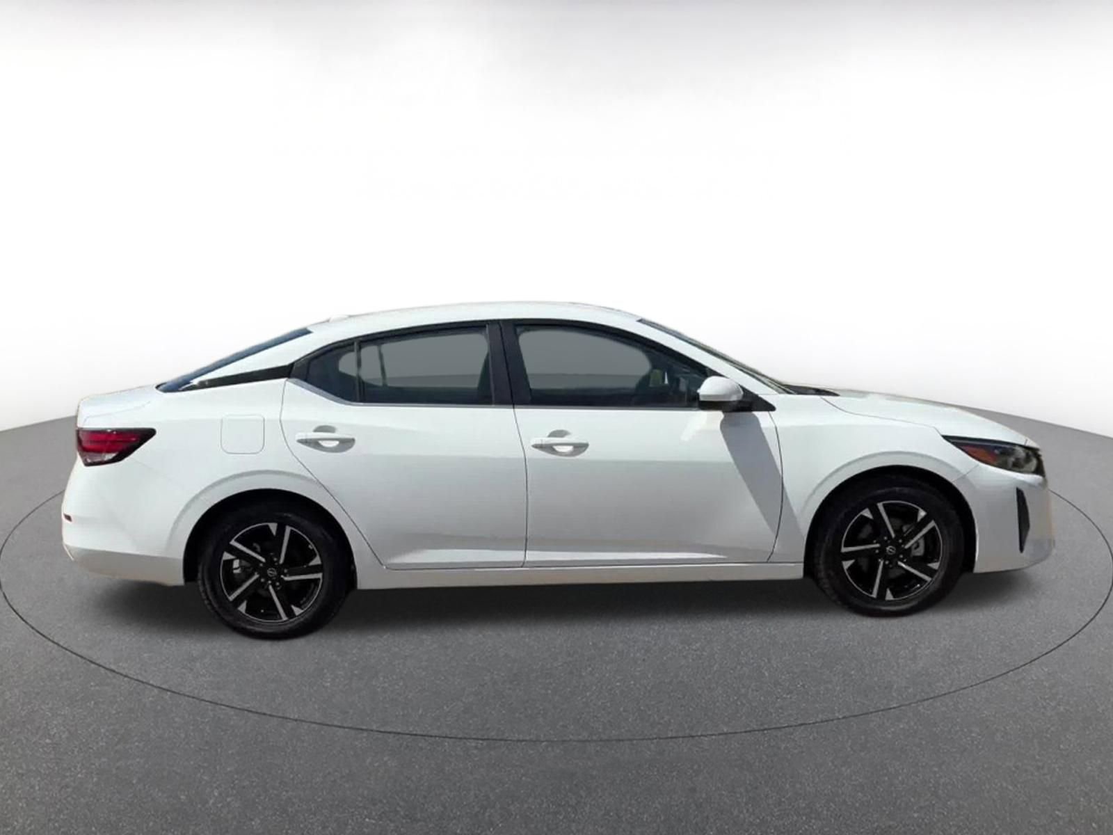 Thumbnail: 2025 Nissan Sentra - 16