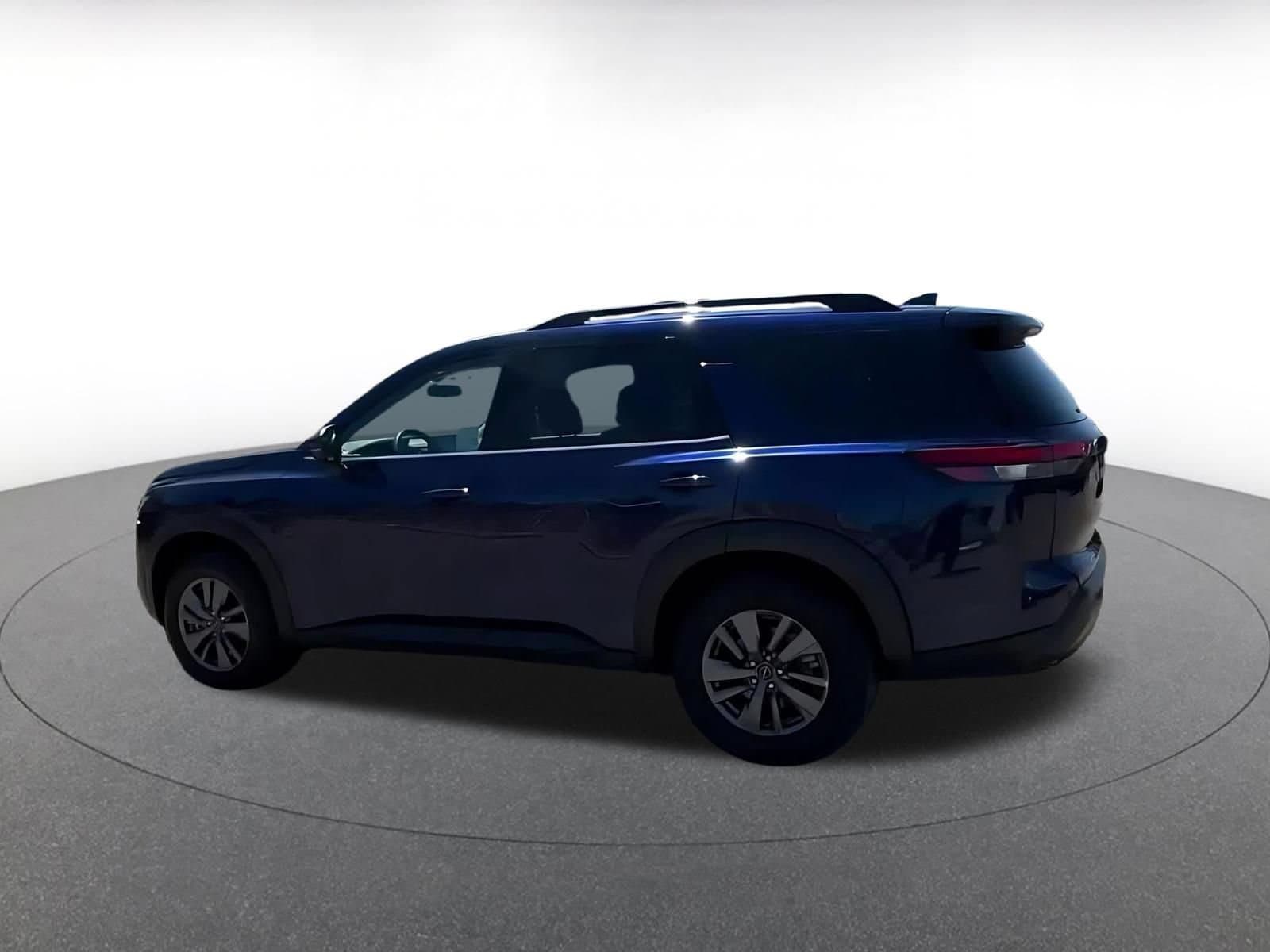 Thumbnail: 2025 Nissan Pathfinder - 9