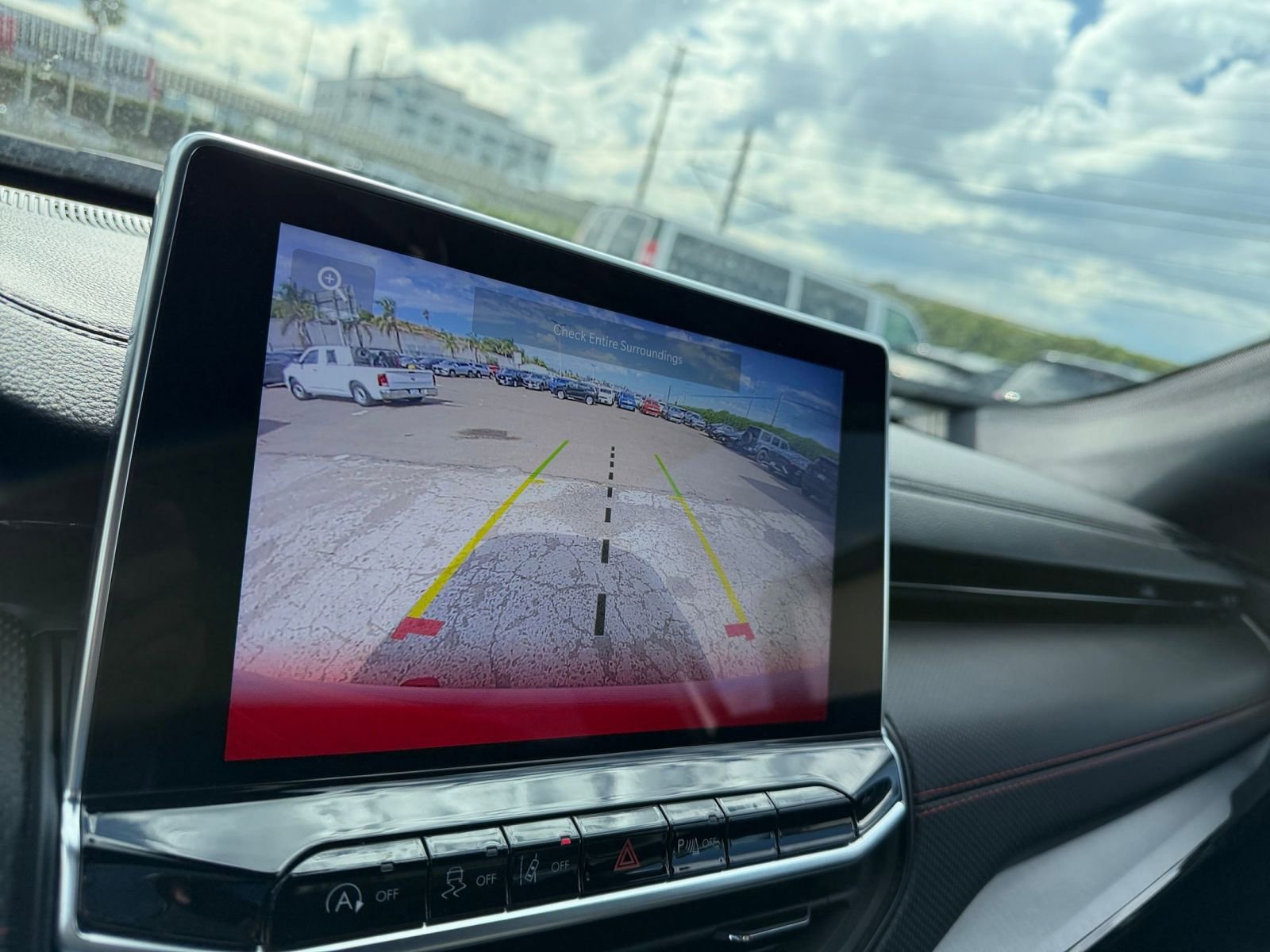 Thumbnail: 2025 Jeep Compass - 17