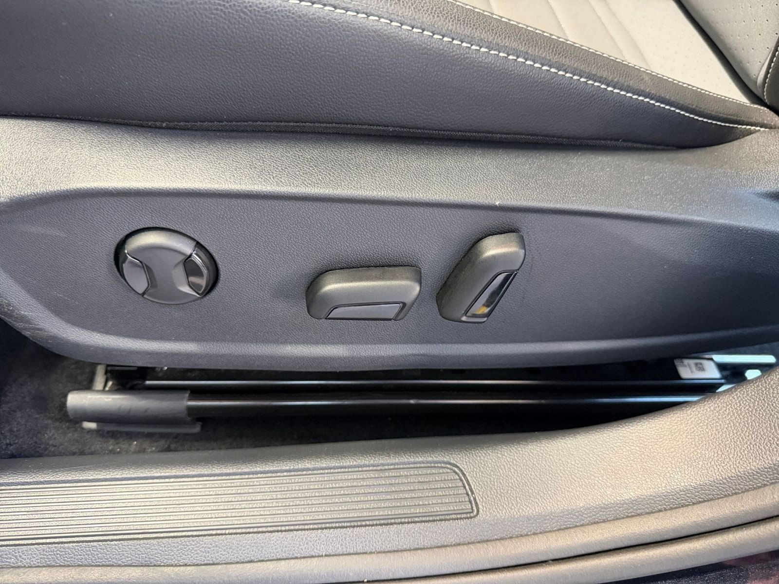 Thumbnail: 2025 Volkswagen Jetta - 23