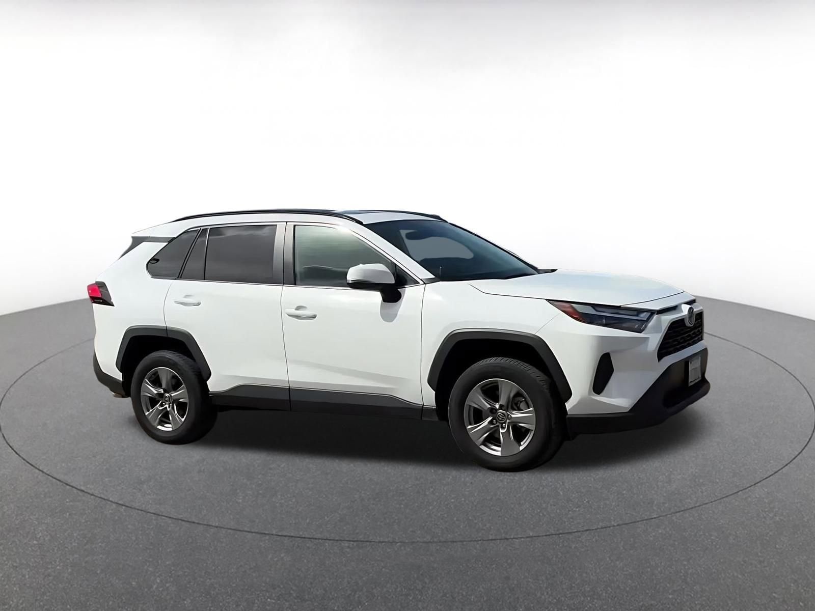 Thumbnail: 2025 Toyota RAV4 - 2