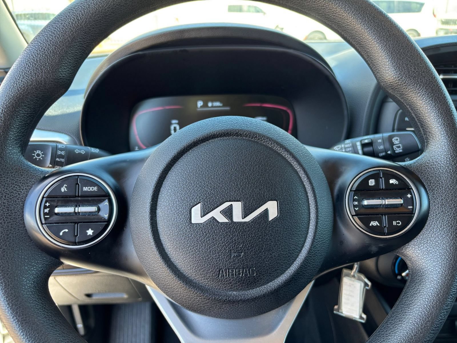 Thumbnail: 2025 Kia Soul - 25