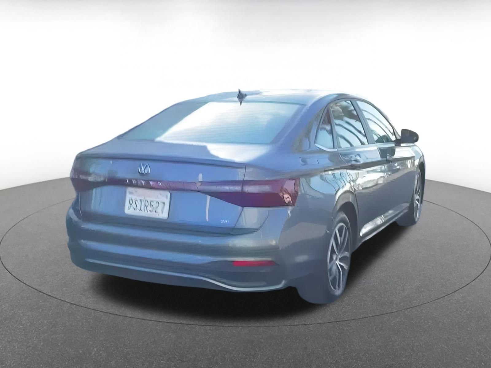 Thumbnail: 2025 Volkswagen Jetta - 12