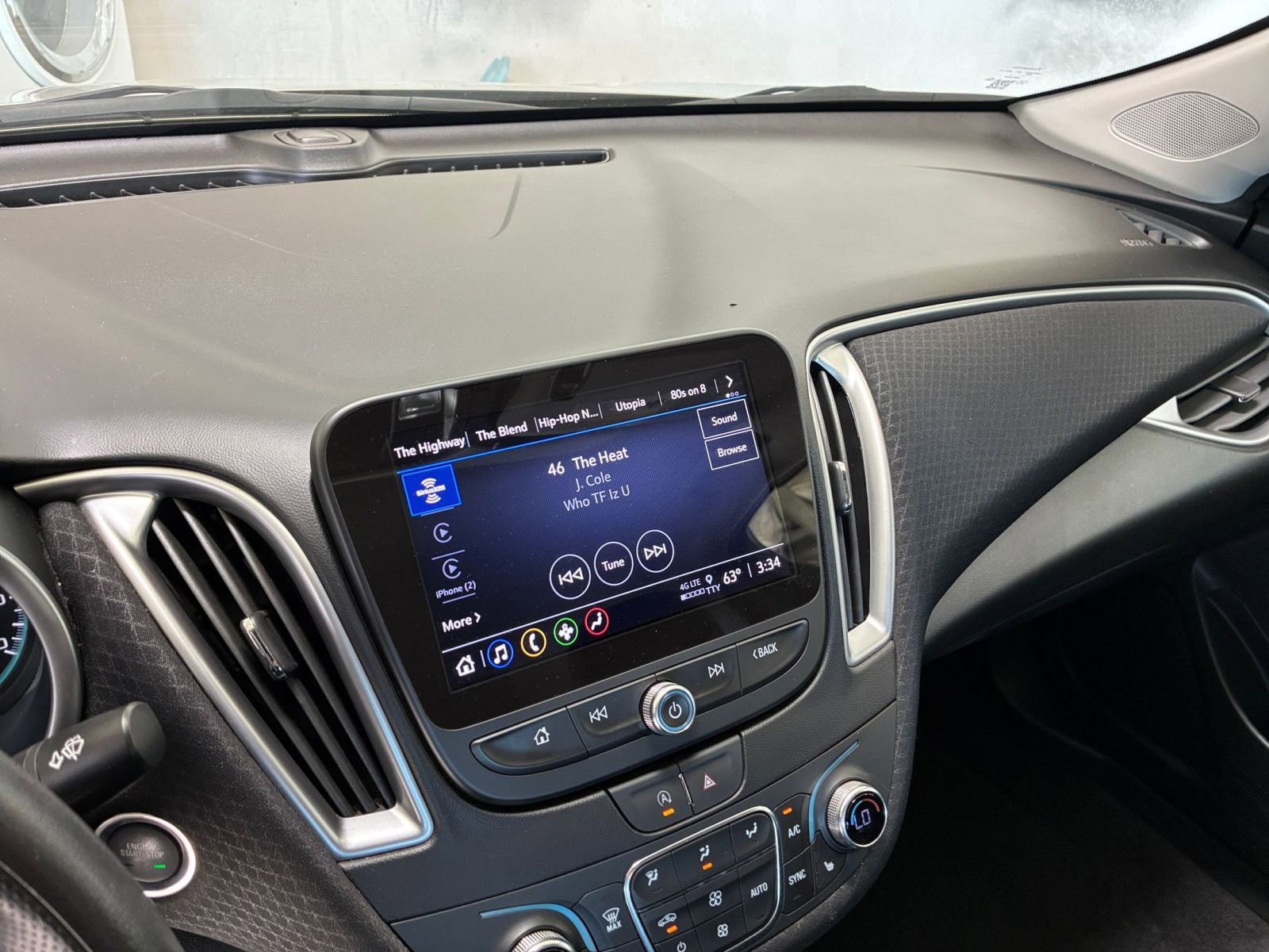 Thumbnail: 2024 Chevrolet Malibu - 20